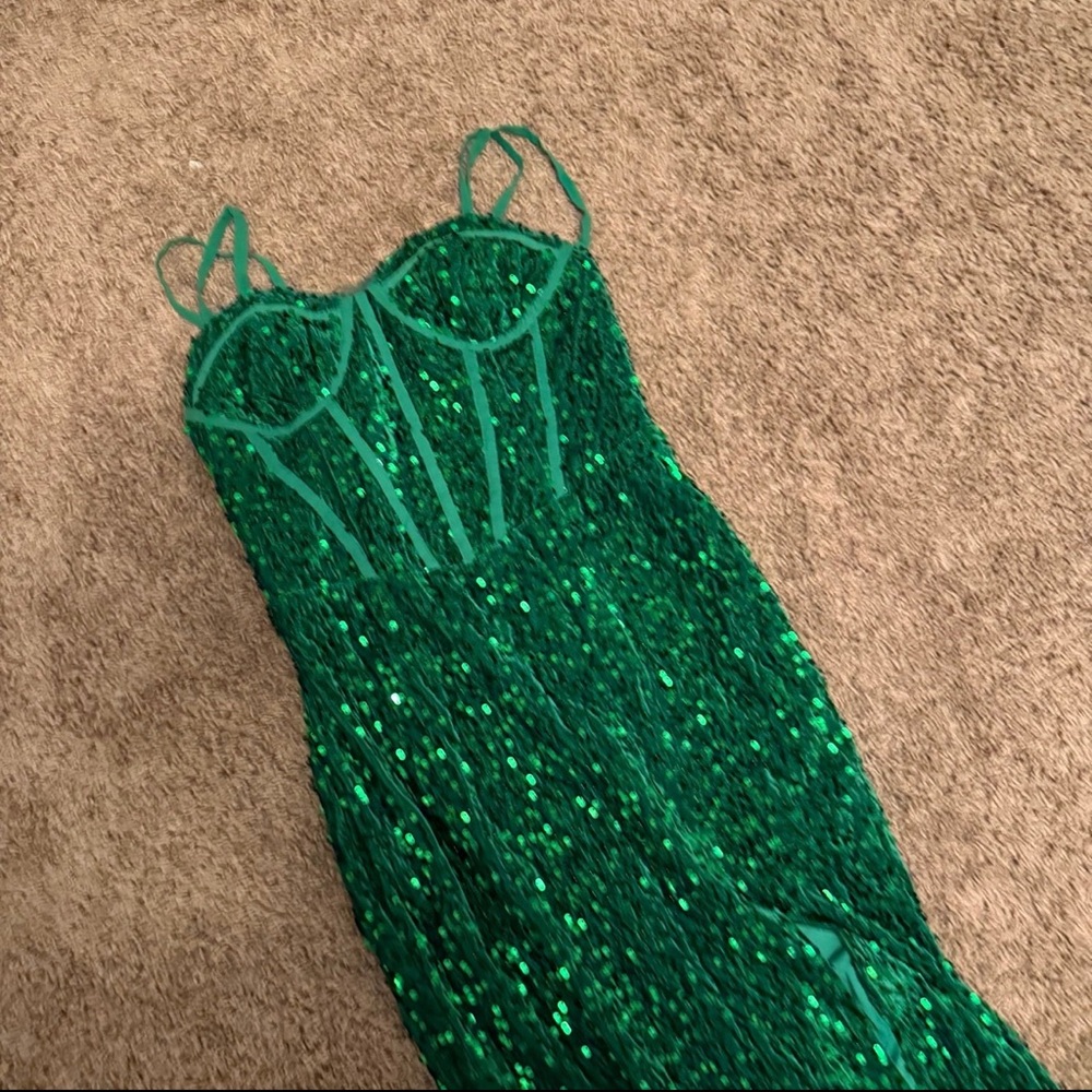 Prom Dress - Picture 2 of 3